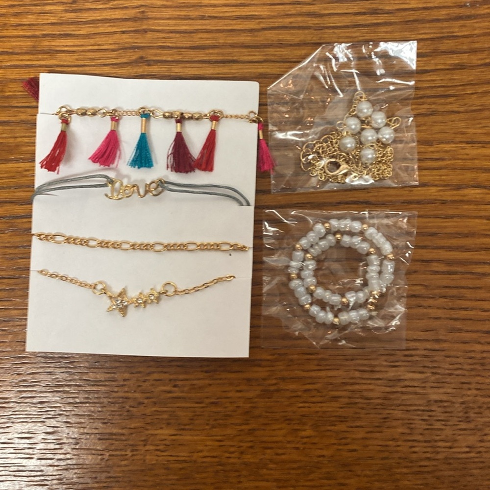 Gold and Red Elegant Bracelet Set